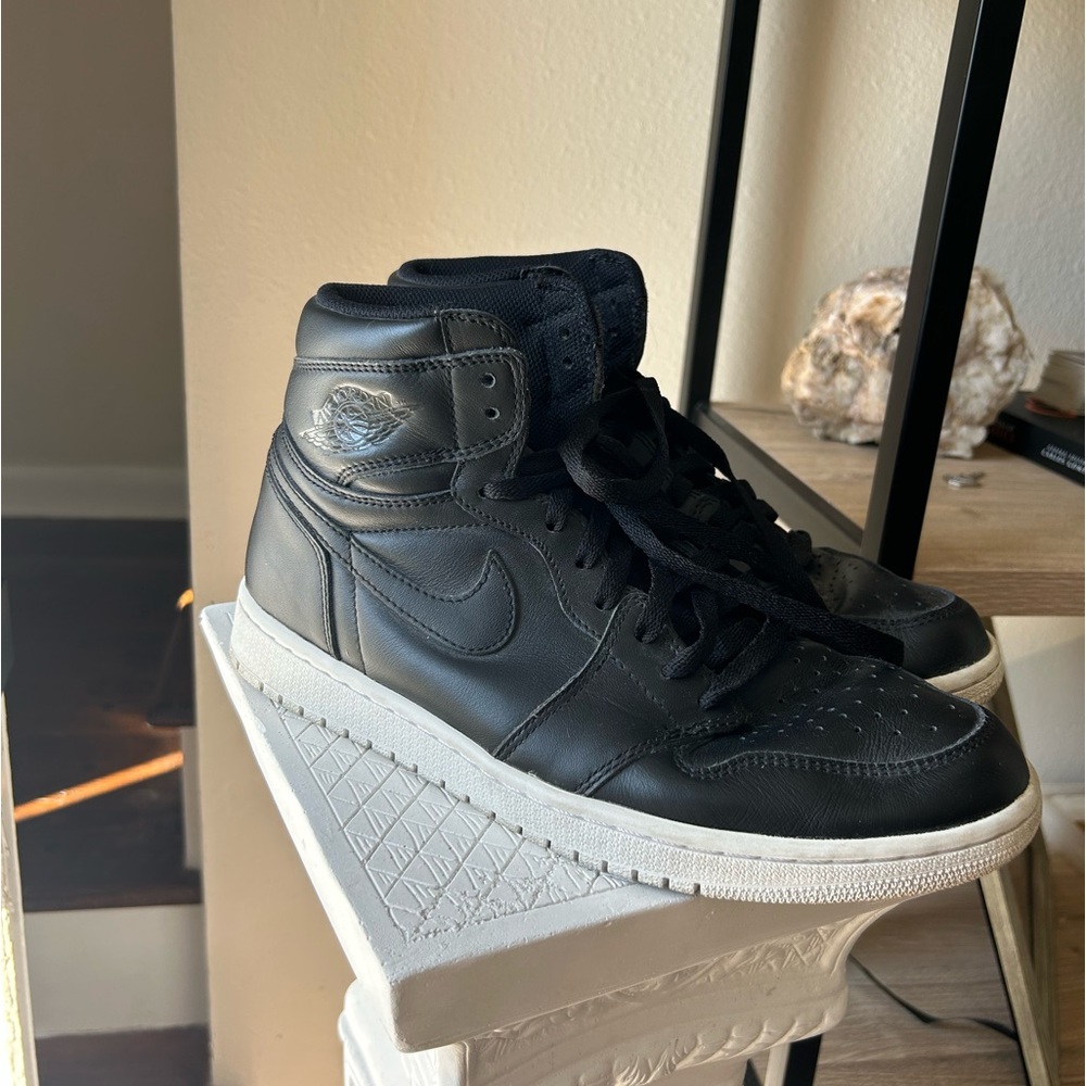 Jordan 1 Retro - Cyber Monday (2015)
